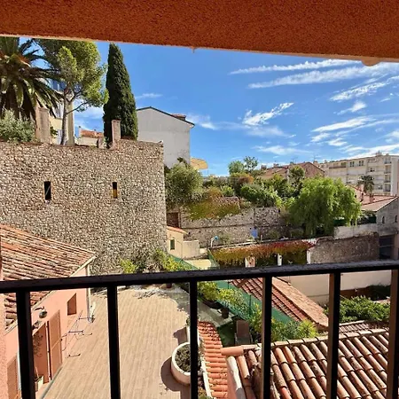 A035 Bel Atypique Suquet * Cannes